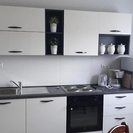 Apartment Tea Rab Town Bagian luar foto