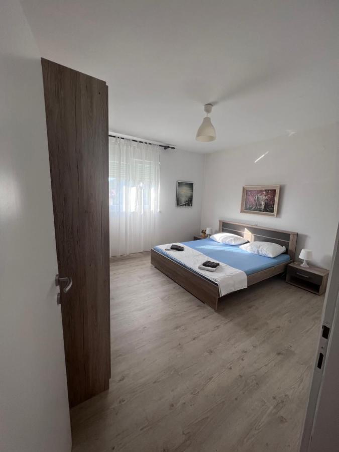 Apartment Tea Rab Town Bagian luar foto